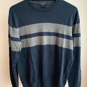Men Banana Republic sweater Large